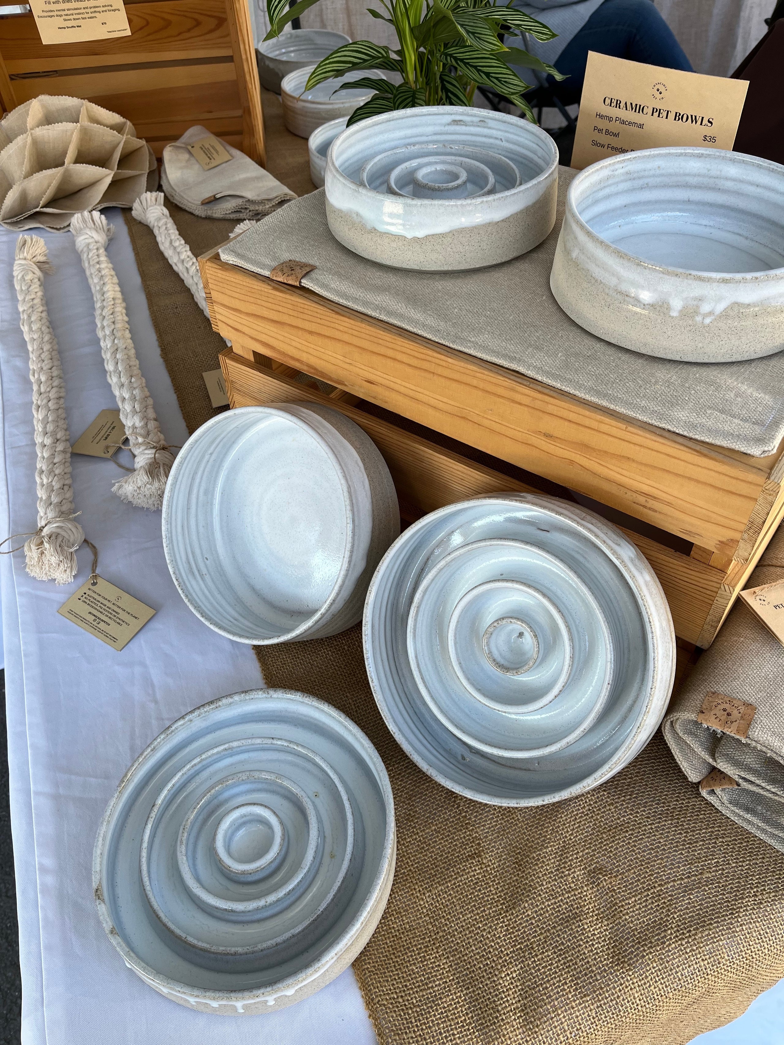Slow feeder dog bowls australia outlet